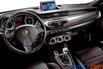 Alfa Romeo Giulietta 1.4 Turbo MultiAir 170 CV Distinctive (Pack Sport) Turismo Interior Salpicadero 5 puertas