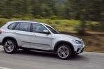 BMW X5 xDrive40d 306 CV &laquo;(Paquete Deportivo&raquo;) Paquete Deportivo Todo terreno Titansilber Metalizado Exterior Lateral 5 puertas