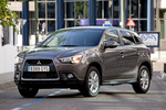 Mitsubishi ASX 180 DI-D ClearTec 116 CV (2010) Gama ASX (2010) Todo terreno Granite Brown Exterior Frontal-Lateral 5 puertas