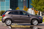 Mitsubishi ASX 180 DI-D ClearTec 116 CV (2010) Gama ASX (2010) Todo terreno Granite Brown Exterior Lateral 5 puertas