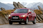 Mitsubishi ASX 180 DI-D ClearTec 116 CV (2010) Gama ASX (2010) Todo terreno Orient Red Exterior Frontal-Lateral 5 puertas