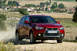 Mitsubishi ASX 200 DI-D ClearTec 150 CV (2010) Gama ASX (2010) Todo terreno Orient Red Exterior Frontal-Lateral 5 puertas