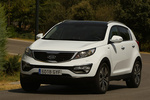 KIA Sportage Gama Sportage Emotion  Todo terreno Casa White Exterior Frontal-Lateral 5 puertas