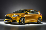 Ford Focus ST ST Turismo Tangerine Scream Exterior Frontal-Lateral 5 puertas