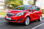 Opel Meriva 1.7 CDTI 130 CV Cosmo Monovolumen Rojo Magma Exterior Frontal-Lateral 5 puertas