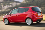 Opel Meriva 1.7 CDTI 130 CV Cosmo Monovolumen Rojo Magma Exterior Lateral-Frontal 5 puertas