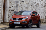 KIA Sportage 2.0 CRDi VGT 4x4 Emotion  Todo terreno Techno Orange  Exterior Frontal-Lateral 5 puertas