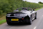 Aston Martin Vantage V8 426 CV N420 N420 Descapotable Jet Black Exterior Posterior-Lateral 2 puertas