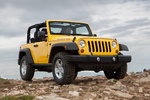 Jeep Wrangler Gama Wrangler (Modelo EE.UU.) Rubicon (Modelo EE.UU.) Todo terreno Detonator Yellow Exterior Lateral-Frontal 3 puertas