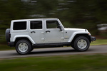 Jeep Wrangler Unlimited 2.8L CRD 200 CV Unlimited Sahara Todo terreno Exterior Lateral 5 puertas