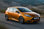 Ford Focus ST ST Turismo Tangerine Scream Exterior Frontal-Lateral 5 puertas