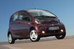 Mitsubishi i-MiEV Gama i-MiEV Gama i-MiEV Turismo Granate Exterior Frontal-Lateral 5 puertas