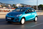 Mazda Mazda2 1.5 102 CV Style  Turismo Aquatic Blue Mica Exterior Frontal-Lateral 5 puertas