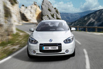 Renault Fluence Z.E. Z.E. Turismo Blanco Glaciar Exterior Frontal-Lateral 4 puertas