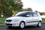 Skoda Fabia GreenLine 1.2 TDI 75 CV GreenLine Turismo Blanco Exterior Frontal-Lateral 5 puertas
