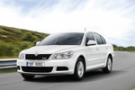 Skoda Octavia 1.6 TDI DPF 105 CV GreenLine GreenLine Turismo Blanco Candy Exterior Frontal-Lateral 5 puertas