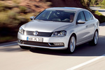Volkswagen Passat 2.0 TDI 170 CV DSG BlueMotion Technology Highline Turismo Plata R&eacute;flex Metalizado Exterior Frontal-Lateral 4 puertas