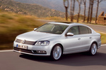 Volkswagen Passat 2.0 TDI 170 CV DSG BlueMotion Technology Highline Turismo Plata R&eacute;flex Metalizado Exterior Frontal-Lateral 4 puertas
