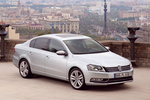 Volkswagen Passat 2.0 TDI 170 CV DSG BlueMotion Technology Highline Turismo Plata R&eacute;flex Metalizado Exterior Frontal-Lateral 4 puertas
