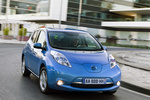 Nissan LEAF Gama LEAF (2011) Gama LEAF (2011) Turismo Aqua Globe Exterior Lateral-Frontal 5 puertas