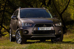 Mitsubishi Outlander Gama Outlander Gama Outlander Todo terreno Bronce Radiant Exterior Frontal-Lateral 5 puertas