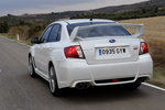Subaru WRX Sed&aacute;n 2.5 WRX STI 301 CV WRX STI sed&aacute;n Turismo Satin White Pearl Exterior Posterior-Lateral 4 puertas