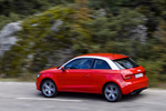 Audi A1 1.4 TFSI 122 CV S tronic 7 vel. Ambition  Turismo Rojo Misano Efecto Perla Exterior Lateral-Cenital 3 puertas
