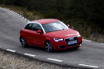 Audi A1 1.4 TFSI 122 CV S tronic 7 vel. Ambition  Turismo Rojo Misano Efecto Perla Exterior Frontal-Lateral 3 puertas