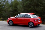 Audi A1 1.4 TFSI 122 CV S tronic 7 vel. Ambition  Turismo Rojo Misano Efecto Perla Exterior Lateral 3 puertas
