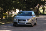 Audi A4 Avant 2.7 TDI multitronic DPF 190 CV Gama A4 Avant Turismo familiar Plata Hielo Metalizado Exterior Frontal-Lateral 5 puertas