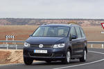 Volkswagen Sharan 2.0 TDI CR 140 CV DSG Advance Monovolumen Azul Noche Metalizado Exterior Frontal-Lateral 5 puertas