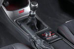 Subaru WRX Sed&aacute;n 2.5 WRX STI 301 CV WRX STI sed&aacute;n Turismo Interior Palanca de Cambios 4 puertas