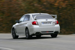 Subaru WRX Sed&aacute;n 2.5 WRX STI 301 CV WRX STI sed&aacute;n Turismo Satin White Pearl Exterior Lateral-Posterior 4 puertas