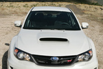 Subaru WRX Sed&aacute;n 2.5 WRX STI 301 CV WRX STI sed&aacute;n Turismo Satin White Pearl Exterior Frontal 4 puertas