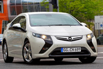 Opel Ampera Gama Ampera Gama Ampera Turismo Blanco Litio Exterior Lateral-Frontal 5 puertas