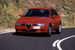Alfa Romeo 156 2.0 JTS 166 CV Gama 156 Turismo Exterior Frontal-Lateral 5 puertas