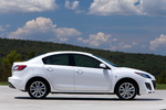 Mazda Mazda3 SportSed&aacute;n 1.6 CRTD 115 CV Sportive Turismo Arctic White Exterior Lateral 4 puertas
