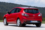 Mazda Mazda3 1.6 CRTD 115 CV Sportive Turismo Velocity Red Mica Exterior Posterior-Lateral 5 puertas