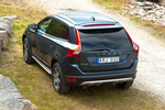 Volvo XC60 D5 AWD 205 CV Summum Todo terreno Azul Intense Metalizado Exterior Posterior-Lateral 5 puertas