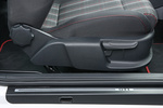 Volkswagen Polo GTI 1.4 TSI DSG 7 vel. GTI Turismo Interior Mandos regulaci&oacute;n asientos 3 puertas