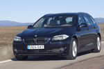 BMW Serie 5 520d Touring Aut. Gama Serie 5 Touring Turismo familiar Imperialblau Efecto Brillante Exterior Frontal-Lateral 5 puertas