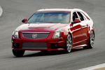 Cadillac CTS Sport Wagon CTS-V 6.2 V8 564 CV CTS-V Turismo familiar Crystal Red Tintcoat Exterior Frontal-Lateral 5 puertas