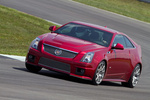 Cadillac CTS CTS-V 6.2 V8 564 CV CTS-V Coup&eacute; Crystal Red Tintcoat Exterior Frontal-Lateral 2 puertas