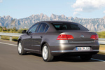 Volkswagen Passat 1.4 TSI EcoFuel 150 CV Advance Turismo Moca Antracita Efecto Perla Exterior Lateral-Posterior 4 puertas
