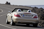 Mercedes-Benz Clase SLK 350 BlueEFFICIENCY Aut. Gama SLK Descapotable Exterior Posterior-Lateral 2 puertas