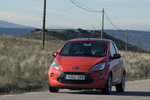 Ford Ka 1.30 TCDi 75 CV Titanium+ Turismo Rojo Sunrise Exterior Frontal 3 puertas
