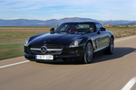 Mercedes-Benz SLS AMG Gama SLS AMG Gama SLS AMG Coup&eacute; Negro Obsidiana Metalizado Exterior Frontal-Lateral 2 puertas