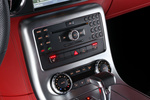 Mercedes-Benz SLS AMG Gama SLS AMG Gama SLS AMG Coup&eacute; Interior Consola Central 2 puertas