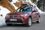 BMW X1 xDrive28i Gama X1 Todo terreno Vermilionrot Metalizado Exterior Frontal-Lateral 5 puertas