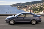 Volkswagen Jetta 2.0 TDI 140 CV Sport Turismo Azul Tempestad Metalizado Exterior Lateral 4 puertas